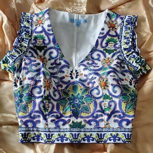 Antonio Melani Size 2 Caribean Crop Top